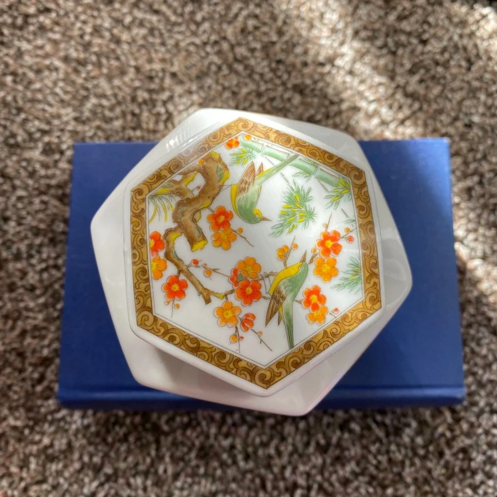 Vintage Hexagonal Porcelain Jar with Lid Oriental Bird Blossom Design- Japan‎